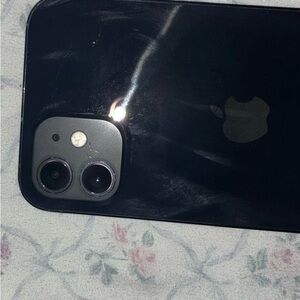 Apple iPhone Midnight Black